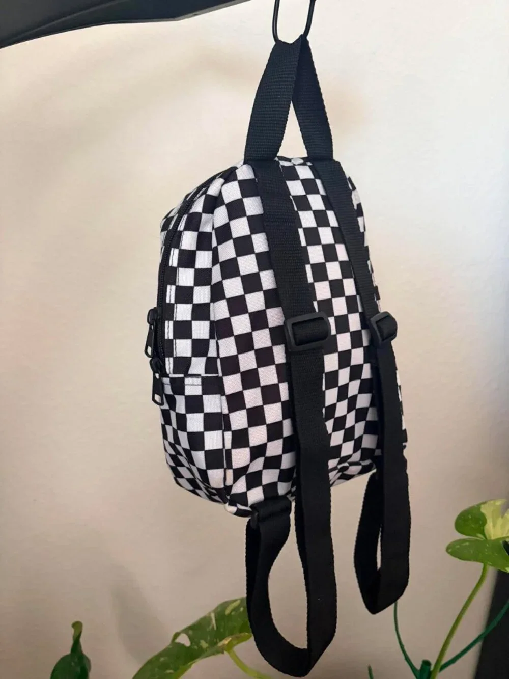 VANS OFF THE WALL CHECKERBOARD MINI BACKPACK - Picture 2 of 4